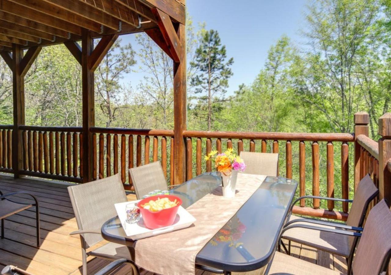 Fabulous Pet-Friendly, Family Cabin With Outdoor Kitchen, Hot Tub, Sauna, Fireplace, Theater Room, Arcade, Pool Table, And Fire Pit Within Minuties Of Dollywood Севьервилл Экстерьер фото