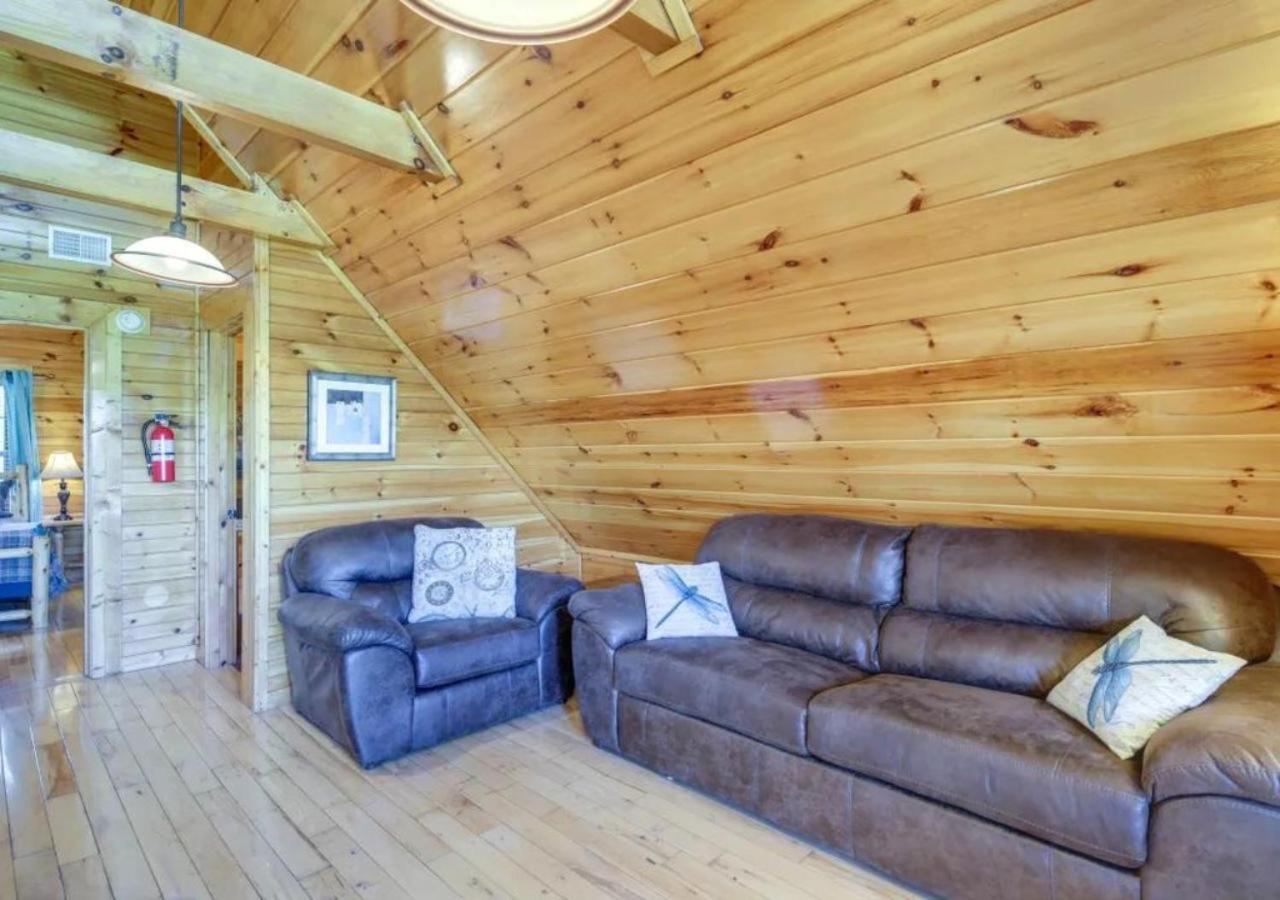Fabulous Pet-Friendly, Family Cabin With Outdoor Kitchen, Hot Tub, Sauna, Fireplace, Theater Room, Arcade, Pool Table, And Fire Pit Within Minuties Of Dollywood Севьервилл Экстерьер фото